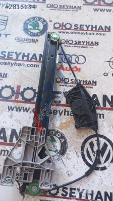8K0839461 Audi A4 2014 kapı cam krikosu sol arka
