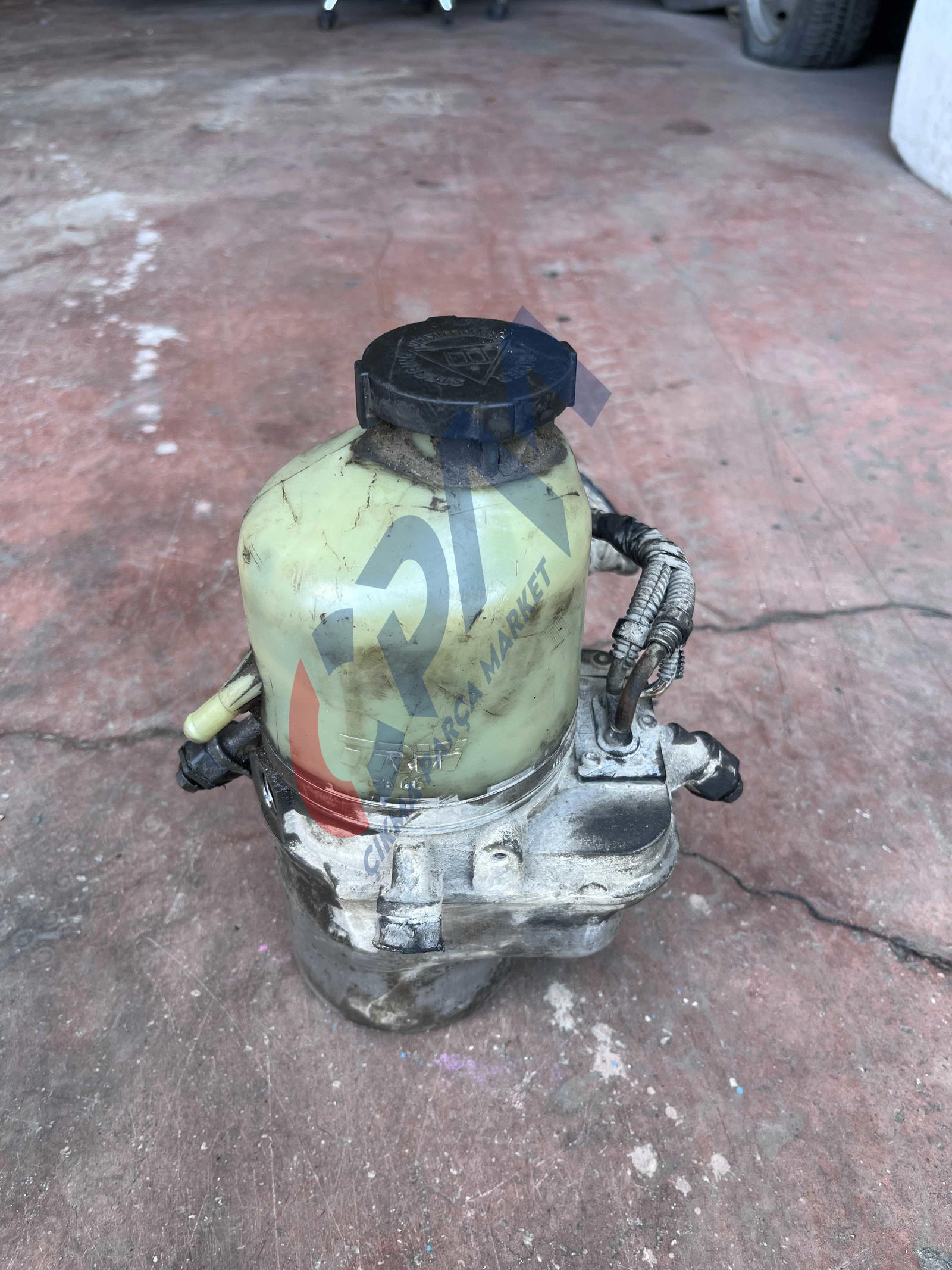 RENAULT CLİO ELEKTRİKLİ DİREKSİYON POMPASI