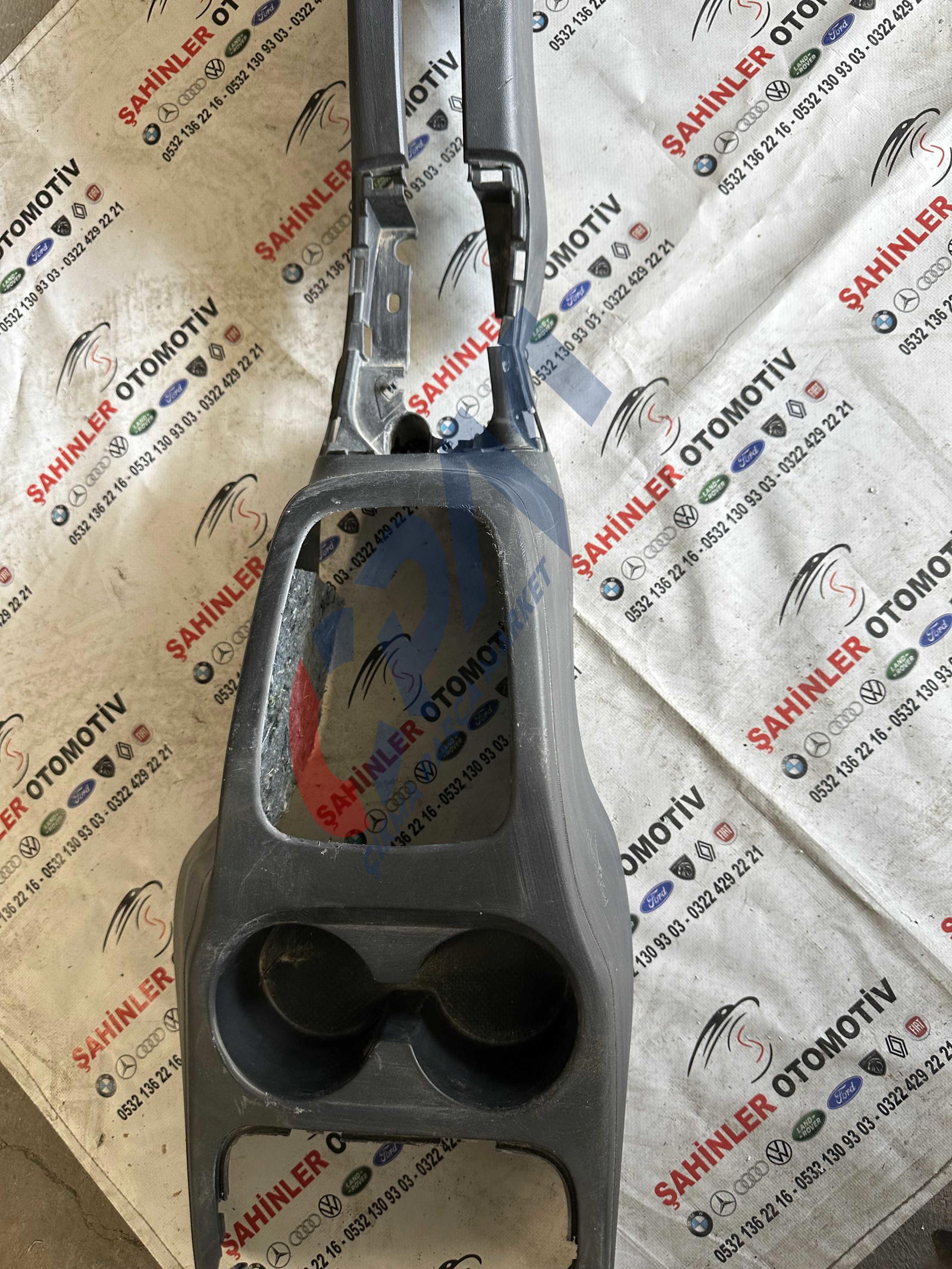 Mitsubishi Space Star Orta Ön Konsol 8011b057xa