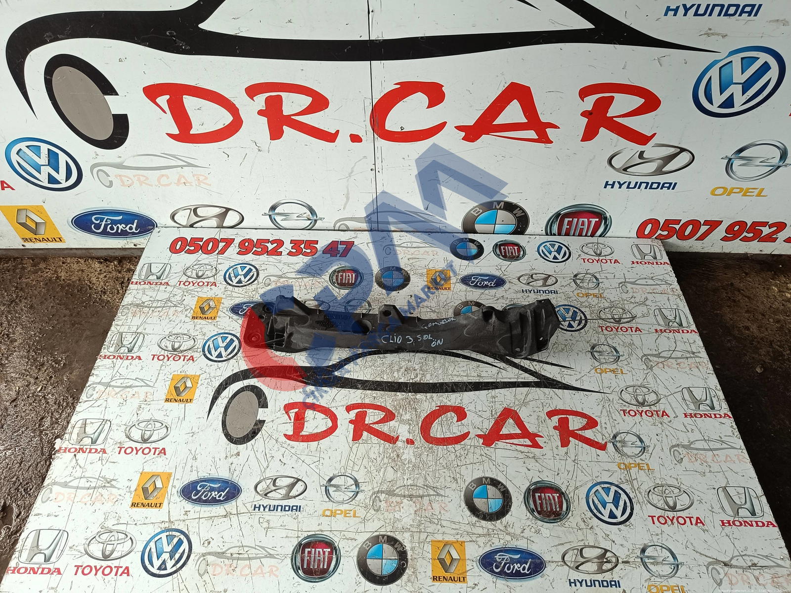 Renault Clio 3 Sol Ön Çamurluk Braketi 8200314930