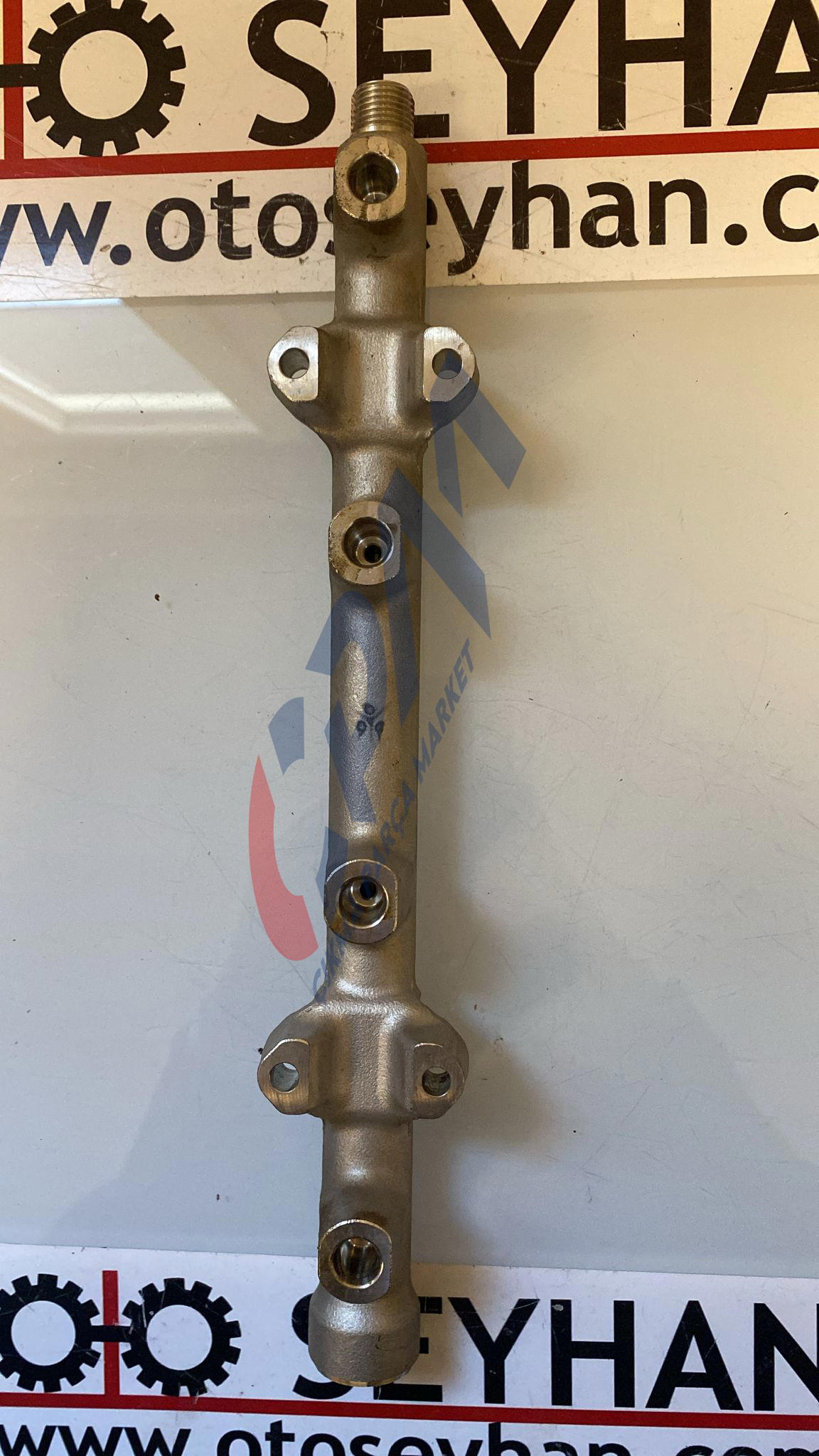 05E133320 Audi A3 2020 1.5 tsi DPC enjektör kütüğü
