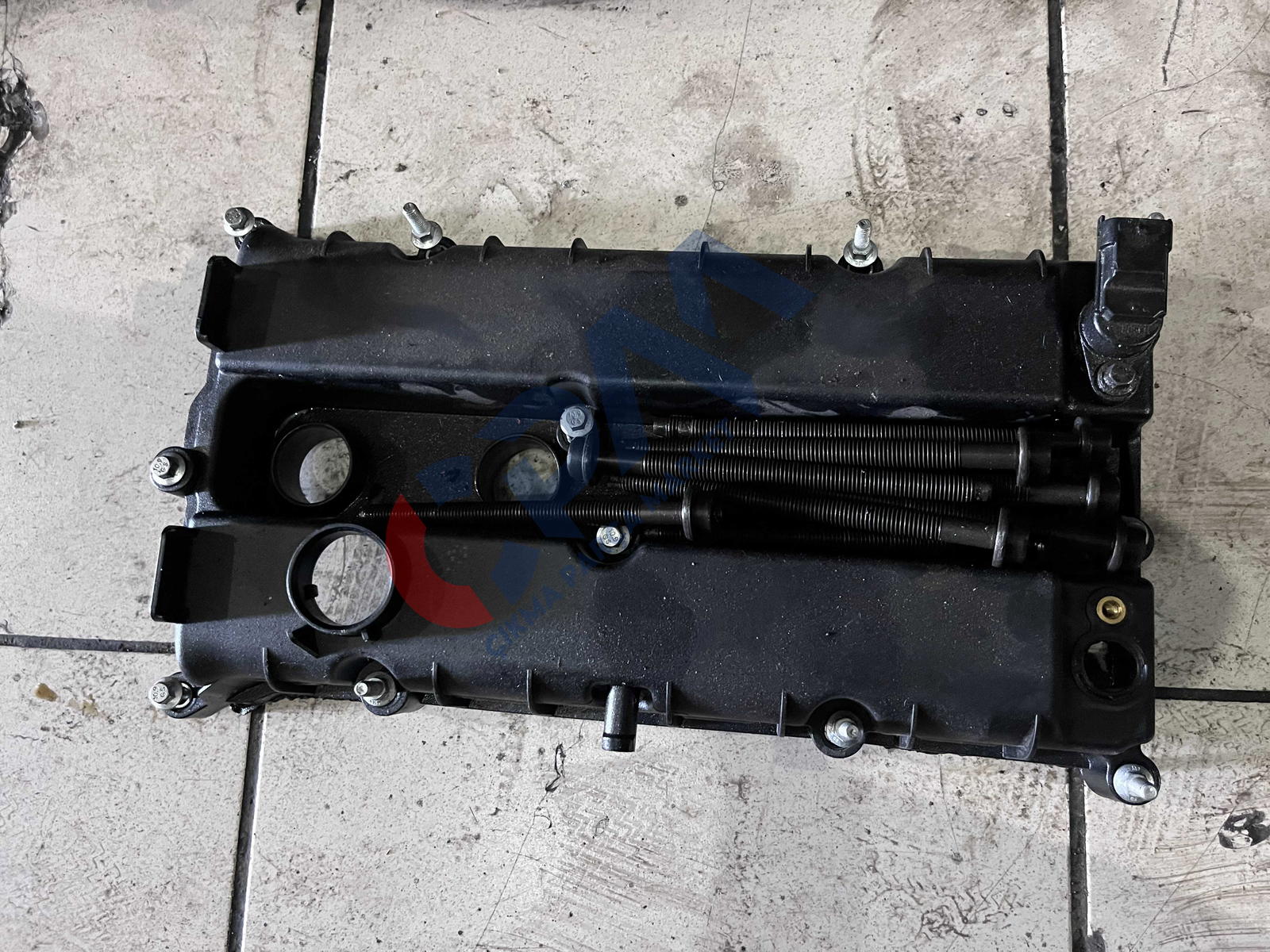 FORD FOCUS 1.6 BENZİNLİ KÜLBÜTÖR KAPAĞI