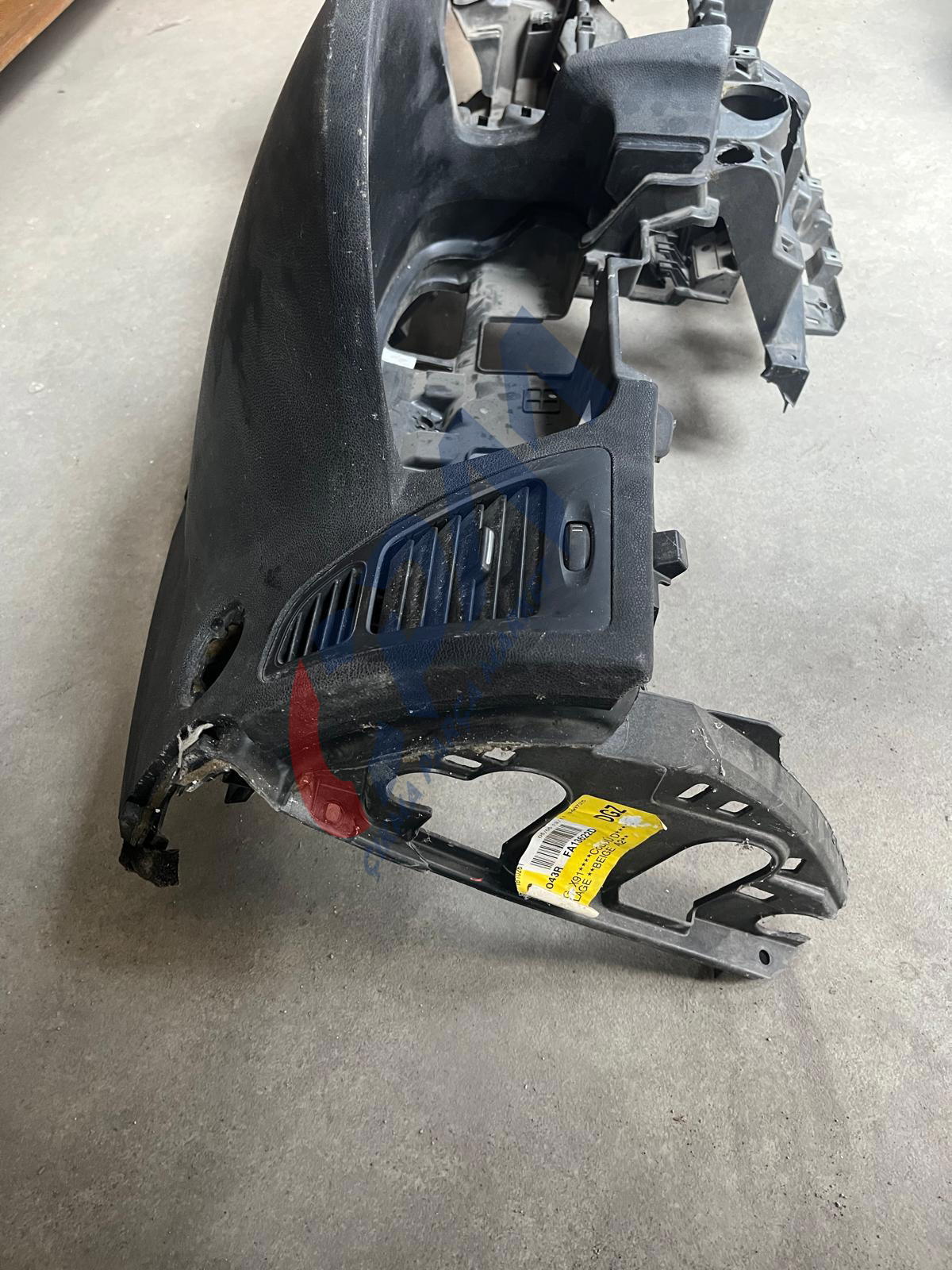 18995335tf Renault Laguna 3 göğüs