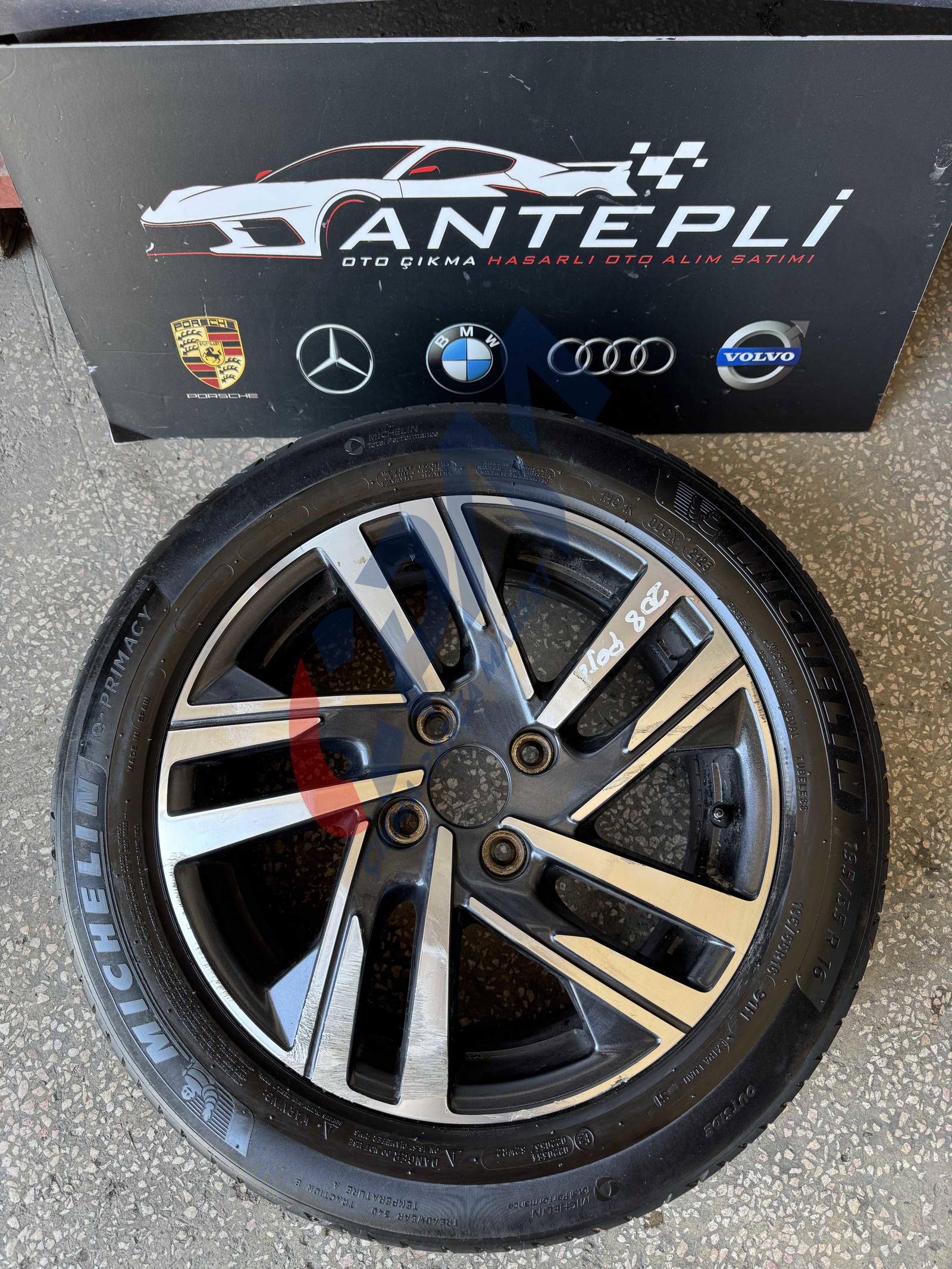 2022 2025 Peugeot 208 1 adet  Jant   Lastik