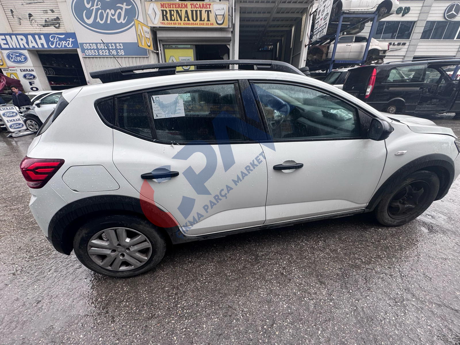 Dacia Jogger Çıkma Sağ Ön Kapı Beyaz Renk