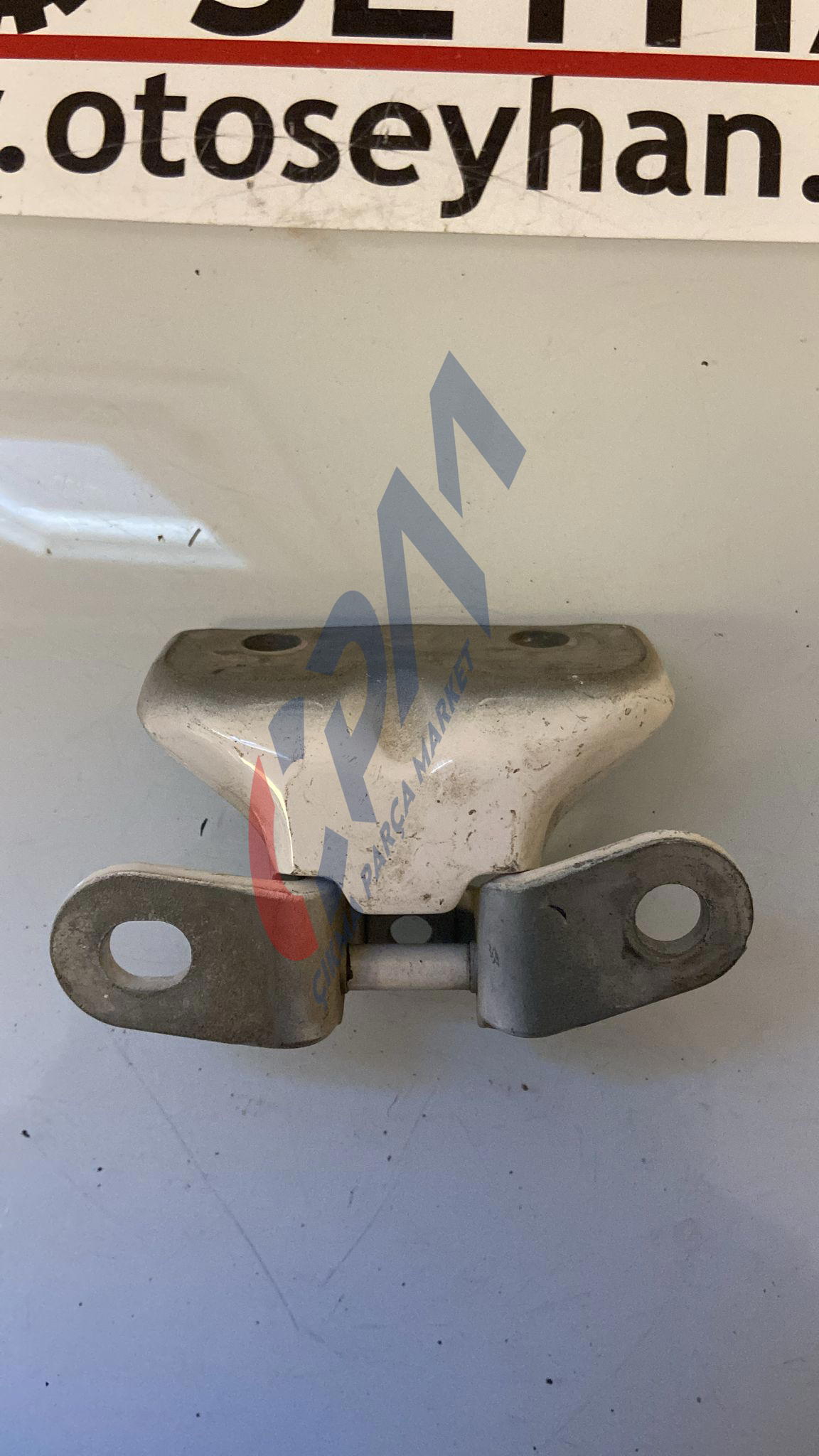 79420 3K000 Hyundai ix35 2015 sağ arka kapı üst menteşesi