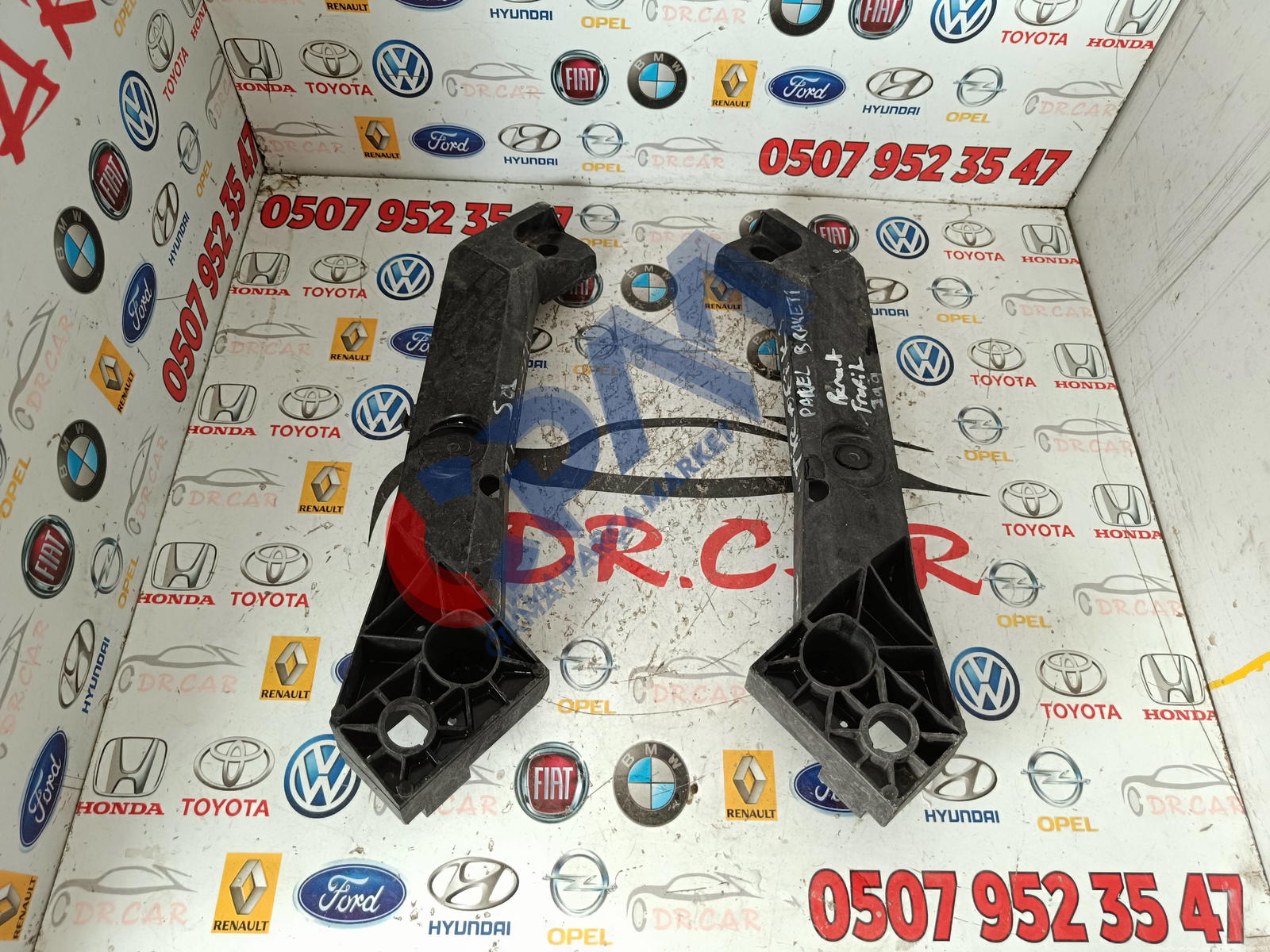 Renault Trafic 3 Sağ & Sol PANEL BRAKETİ 625001299R