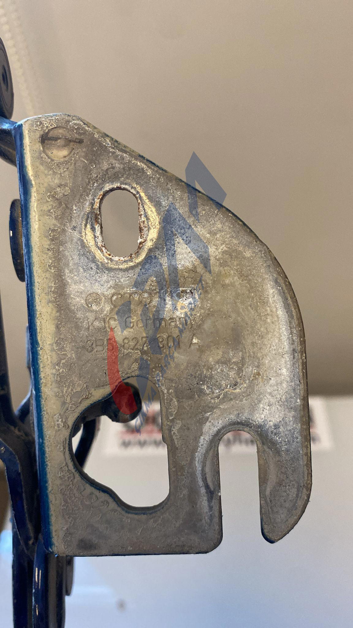 3B5827301A volkswagen bora bağaj kapağı menteşesi sol