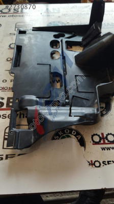 3G1863081 VOLKSWAGEN PASSAT TORPİDO ALT KAPLAMASI