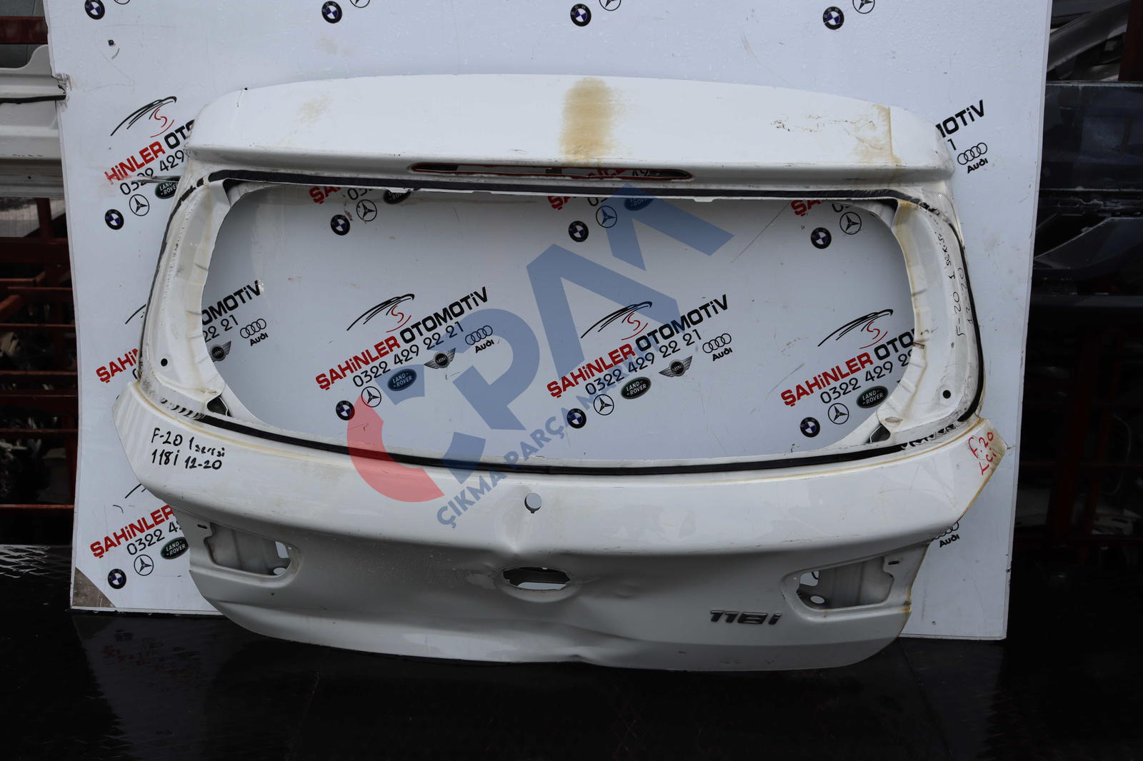 BMW 1 Serisi F20 LCİ Arka Bagaj Kapağı