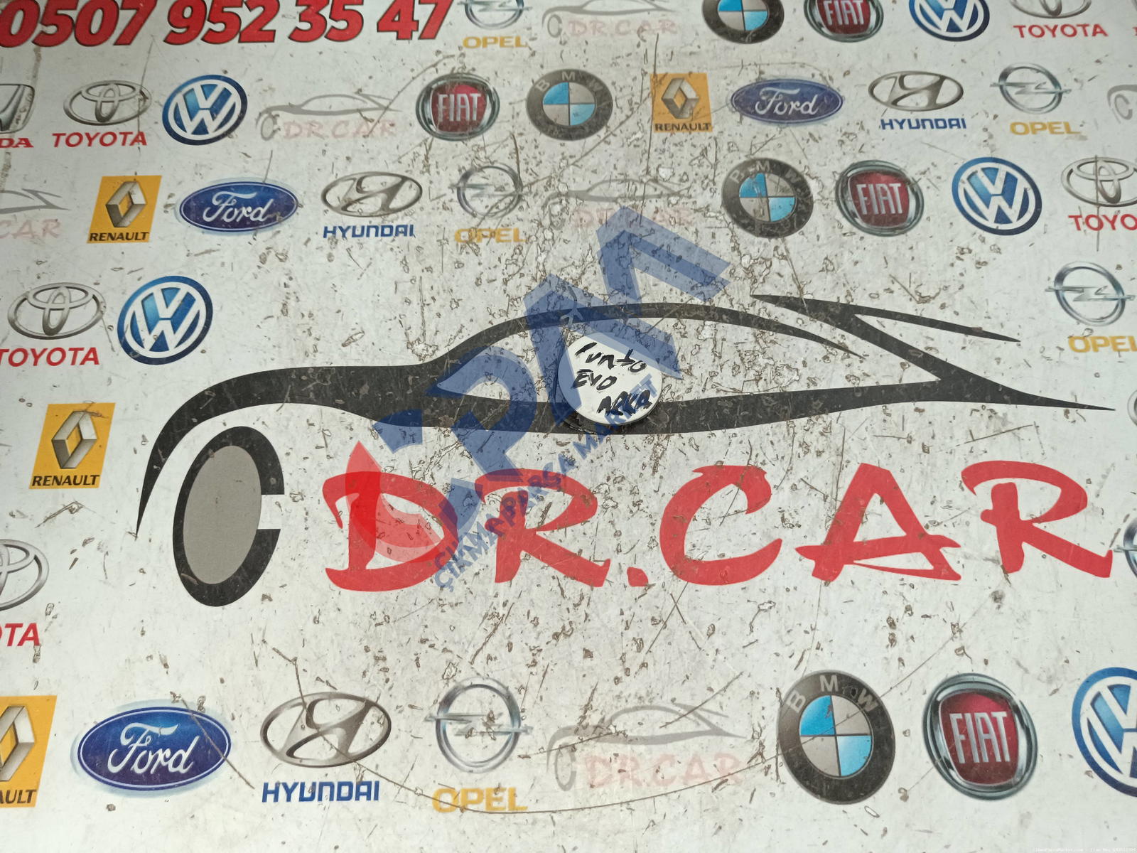 Fiat Punto Evo Arka Çeki Kapağı