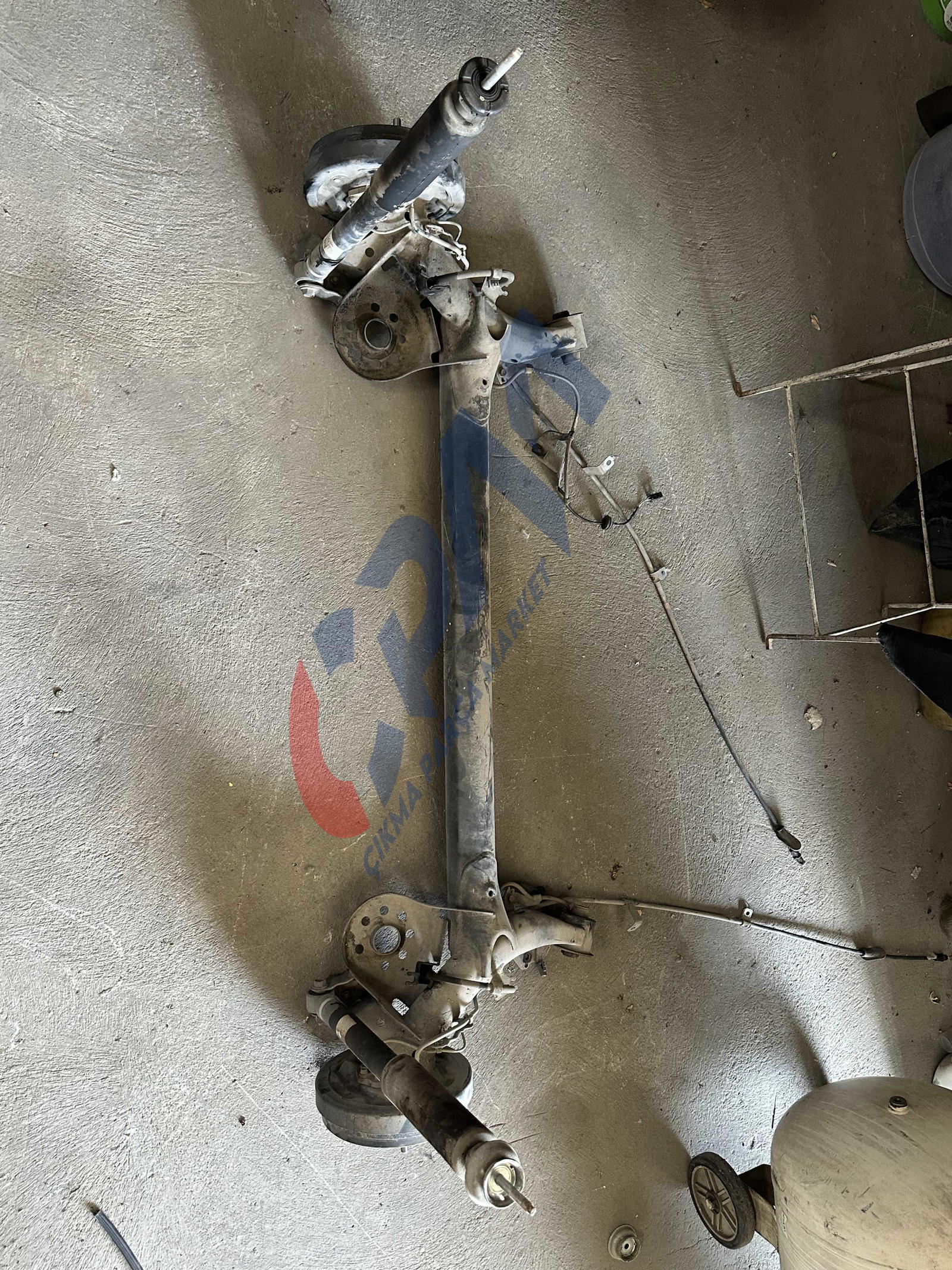 Mitsubishi Space Star Dolu Arka Dingil