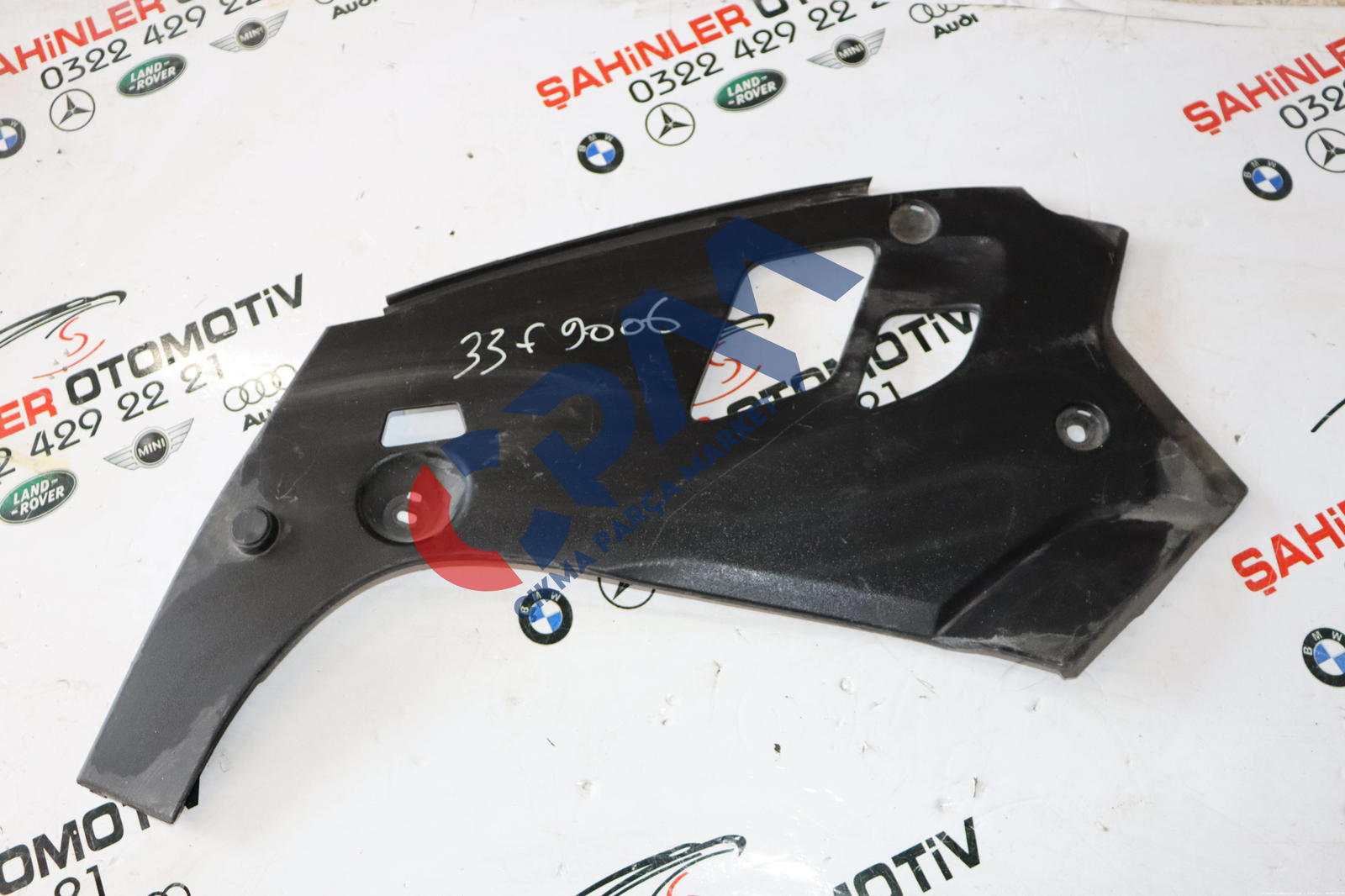 BMW 5 Serisi G30 G31 SOL Üst Far Braketi 51767349603