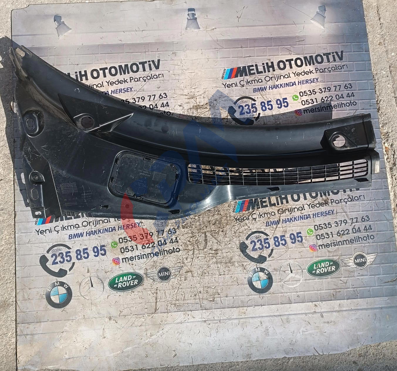 MİNİ COOPER ÇIKMA R60 SOL CAM ALT IZGARA 9808095 9801015