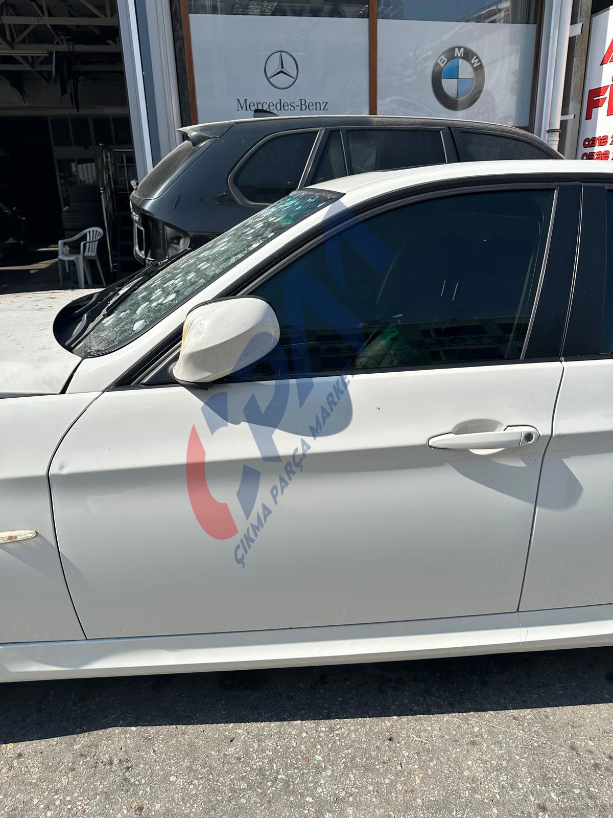 BMW E90 SOL ÖN KAPI BEYAZ
