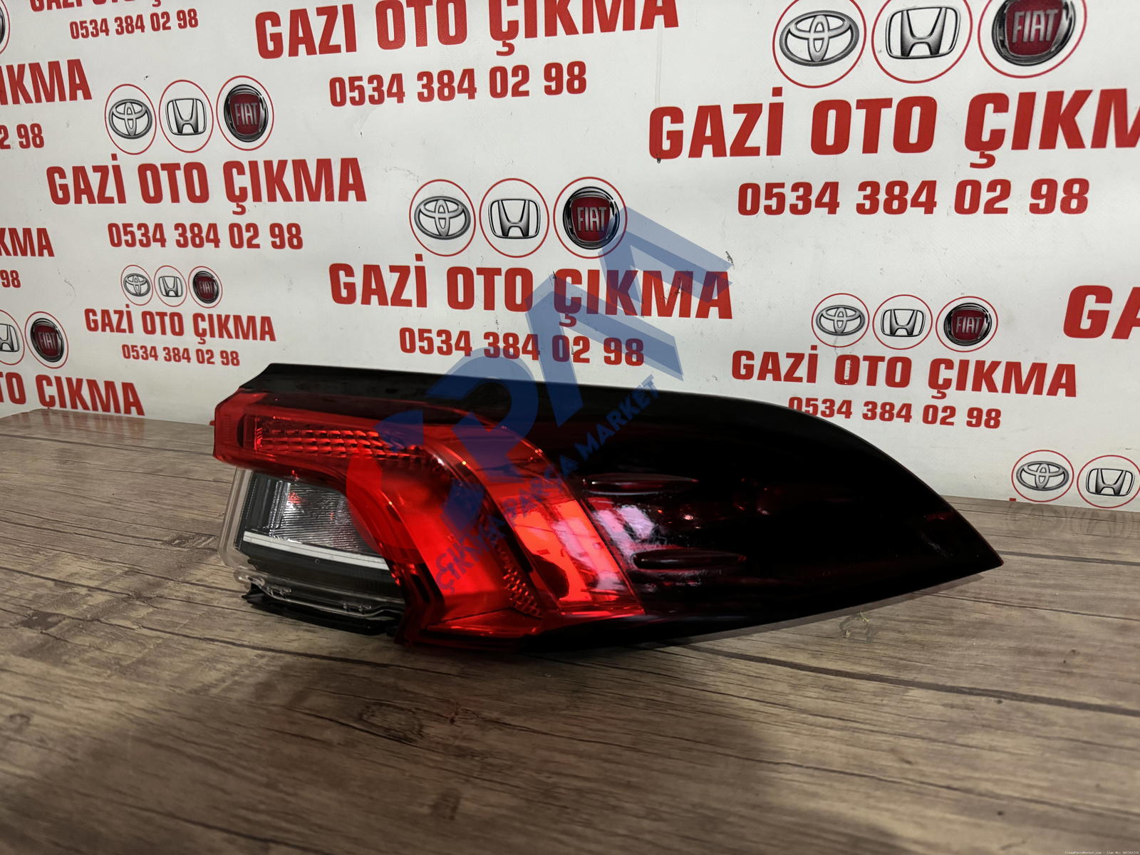 2019 2024 Toyota Corolla Çıkma Orjinal Sağ Dış Stop