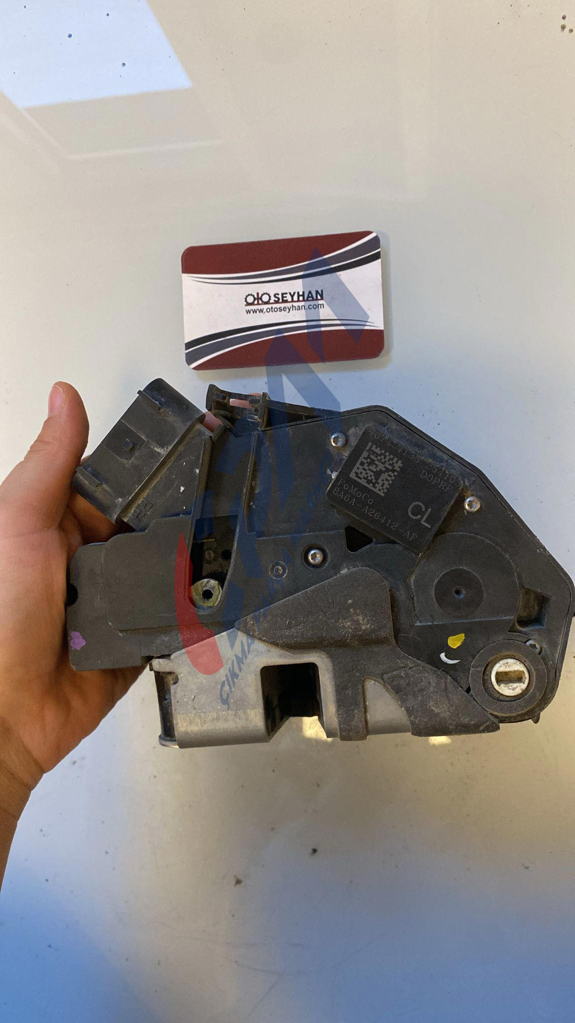 8A6A A26412 AF ford fiesta 2011 sağ arka kapı kilidi