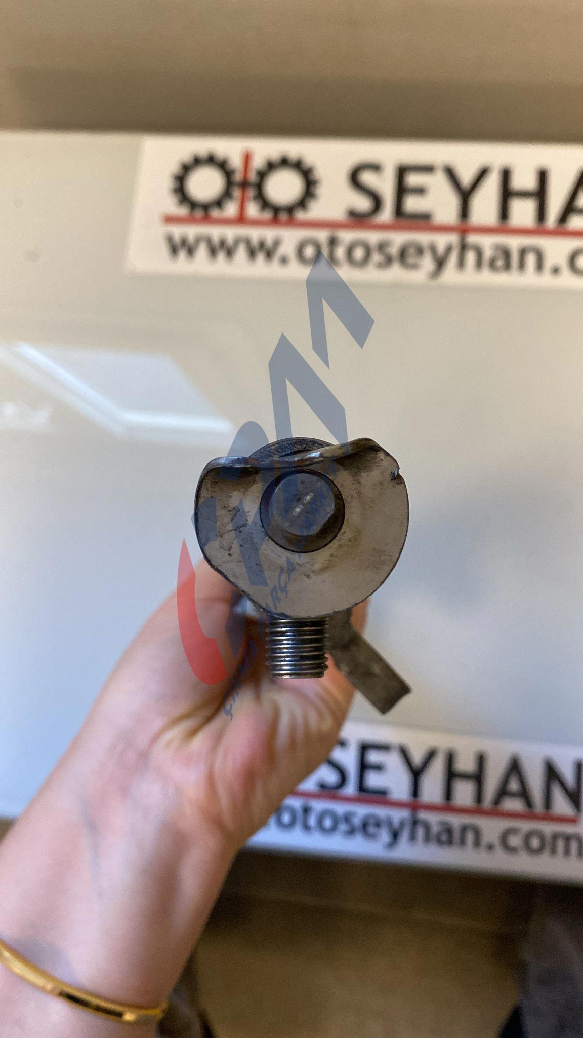 03L089H Volkswagen Jetta 2012 1.6 CAY motor enjektör rail borusu