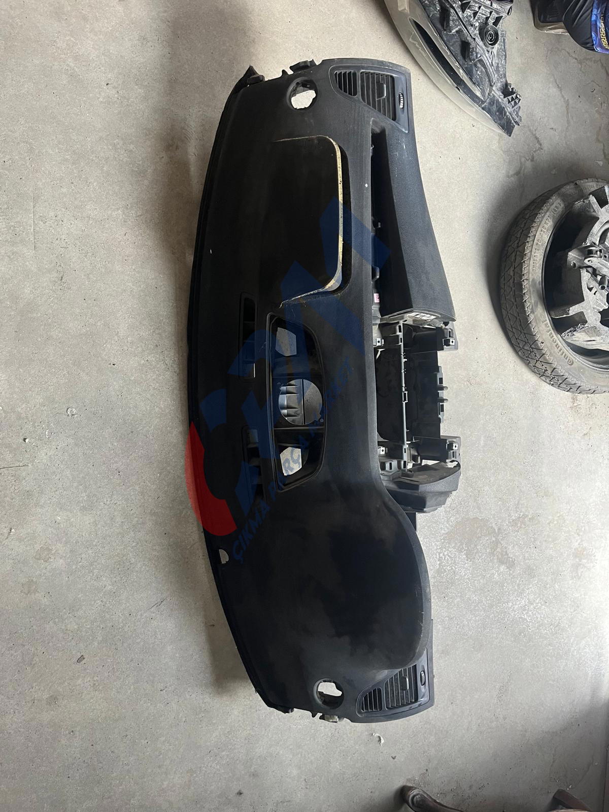 18995335tf Renault Laguna 3 göğüs