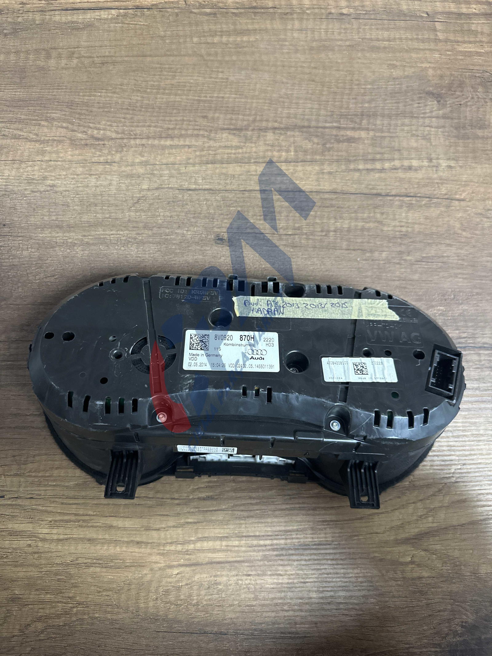 2025 2025 Audi A3 İç Göğüs Saati 8v0920