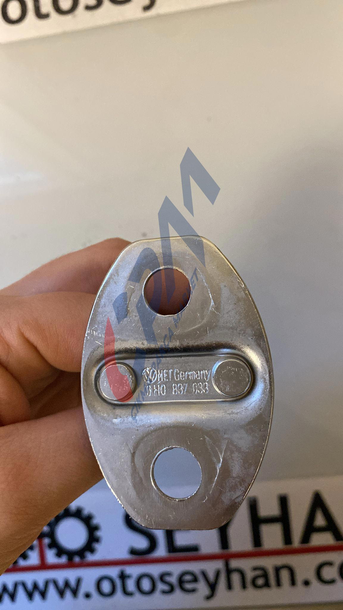 6H0837033 Seat ibiza 2002 sağ ön kapı kilit karşılığı