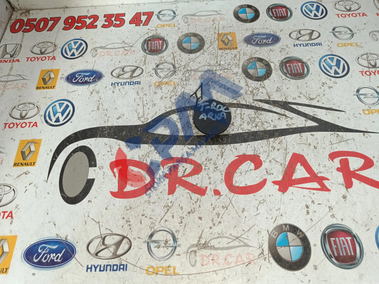 Volkswagen T Roc Arka Çeki Kapağı 2GA807441