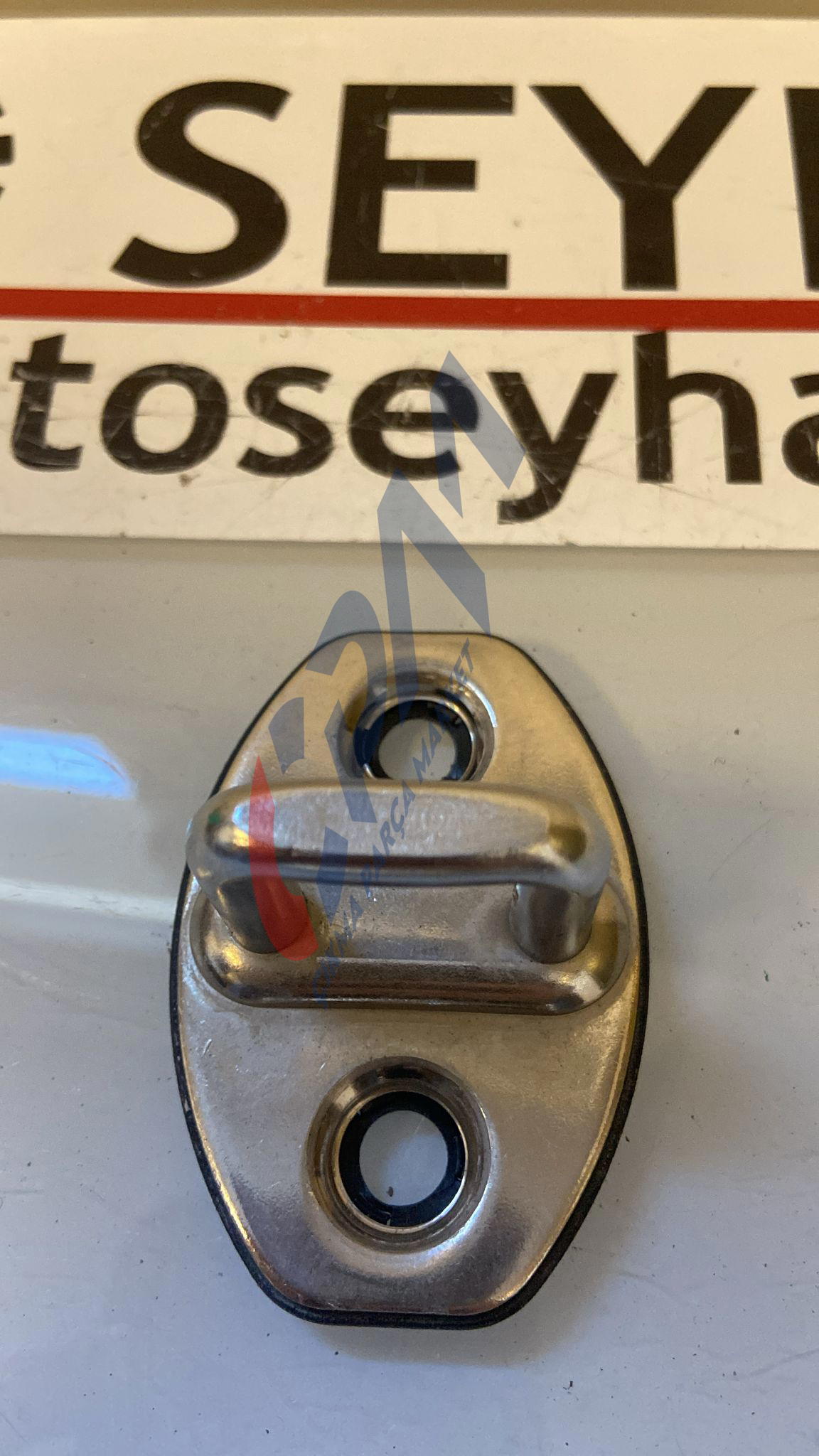 5J0837033A Skoda Rapid 2013 4 kapı uyumlu kapı kilit karşılığı