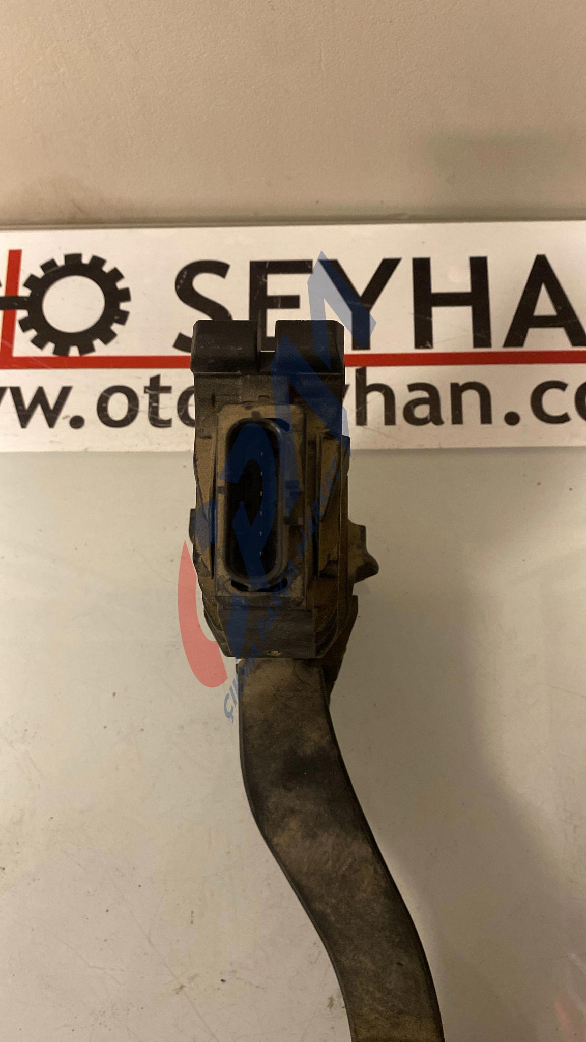 5Q1723503H volkswagen Passat b8 2016 gaz pedalı