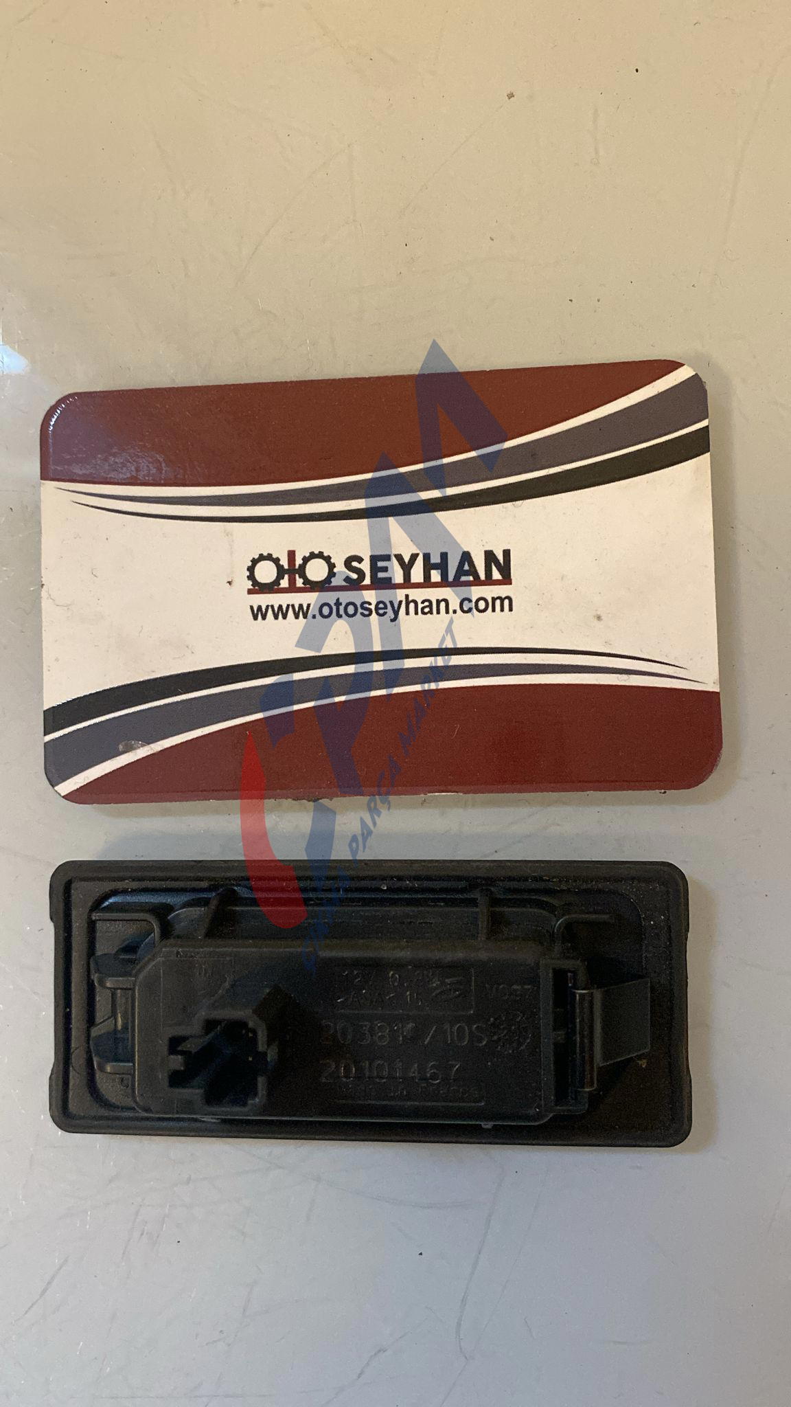 5NA943021 volkswagen passat b.8 b.8.5 plaka lambası led