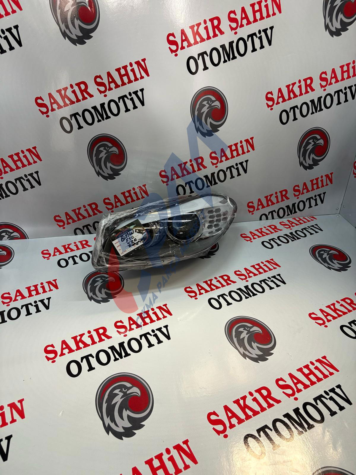 BMW 1 Serisi F10 520  Far MAKYAJSIZ