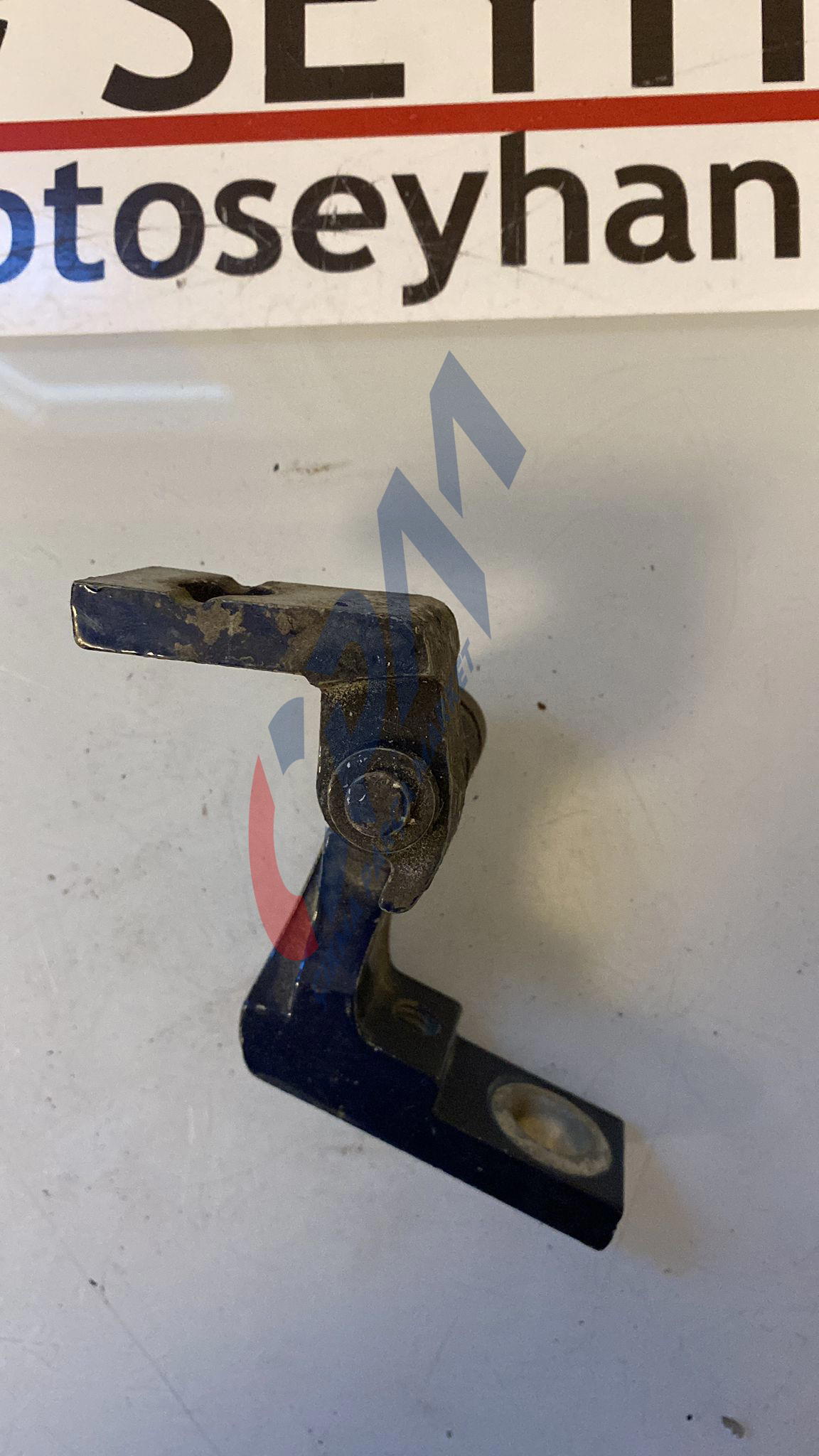 1J0831401C Volkswagen bora sol arka kapı üst menteşesi