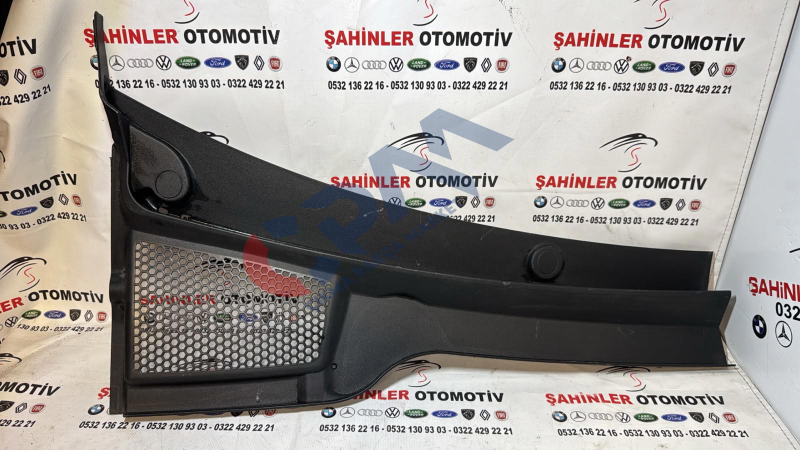 2018 2025 SEAT İBİZA SAĞ ÖN CAM.K ELEĞİ IZGARASI 6F1.819.404.K