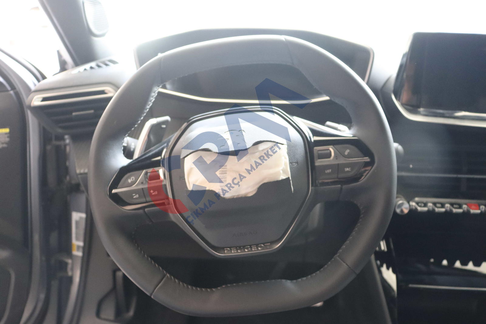 Peugeot 2008 1.2 PURETECH ALLURE Direksiyon Simidi