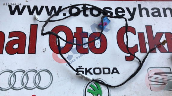 8V4971036BE audi a3 2019 sağ ön kapı kartonu tesisatı