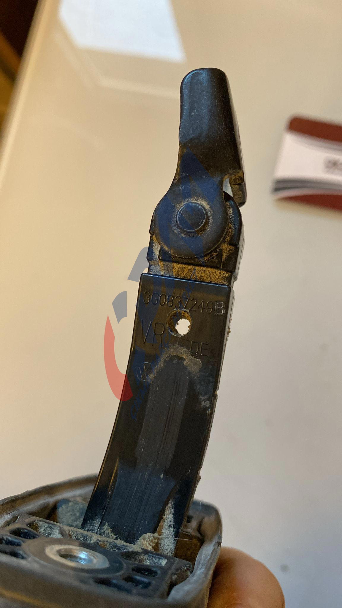 3G0837249B vw passat b8.5 sağ sol ön kapı gergisi