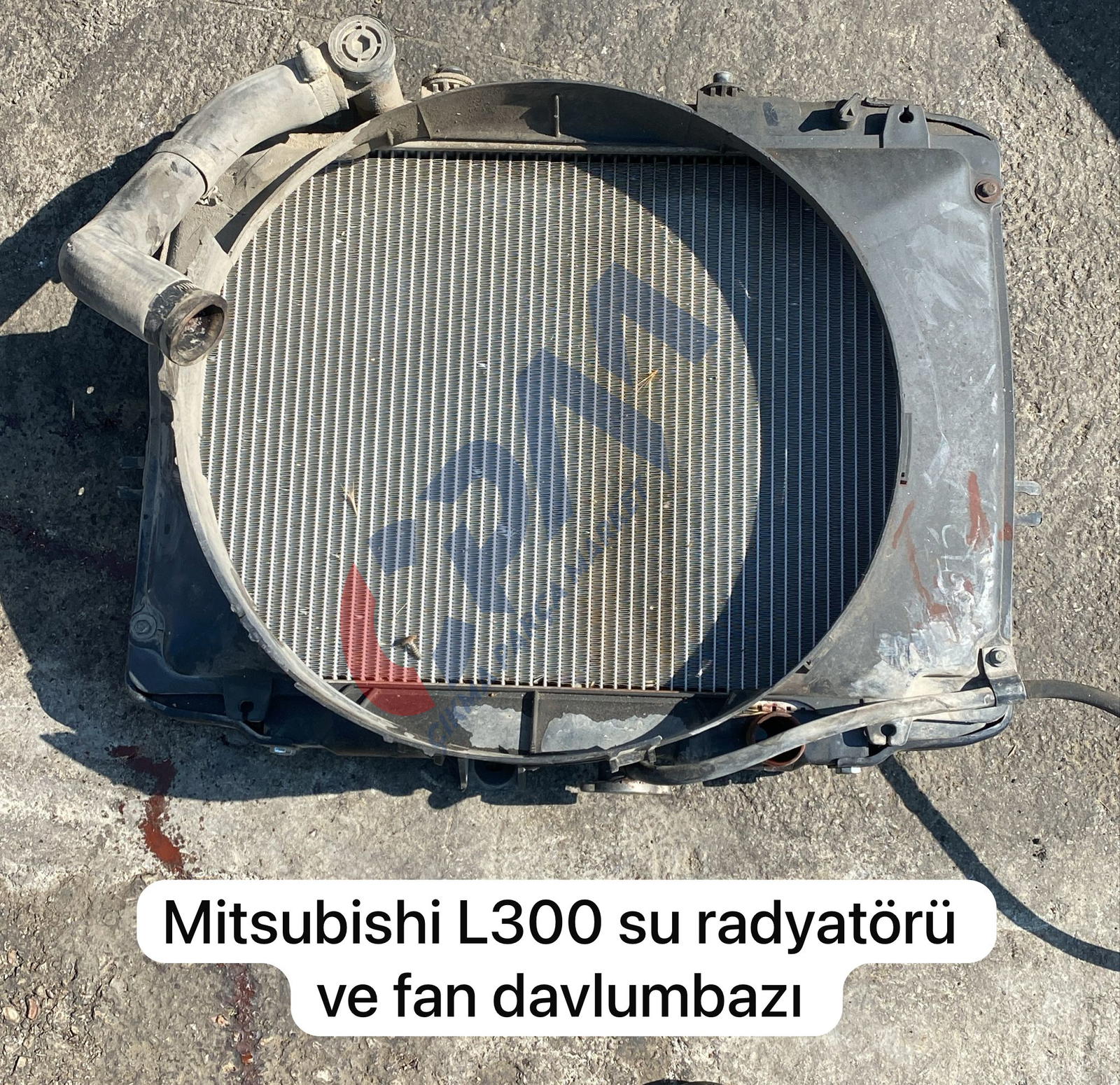 MİTSUBİSHİ L300 SU RADYATÖRÜ VE FAN DAVLUMBAZI TEL:05326000379