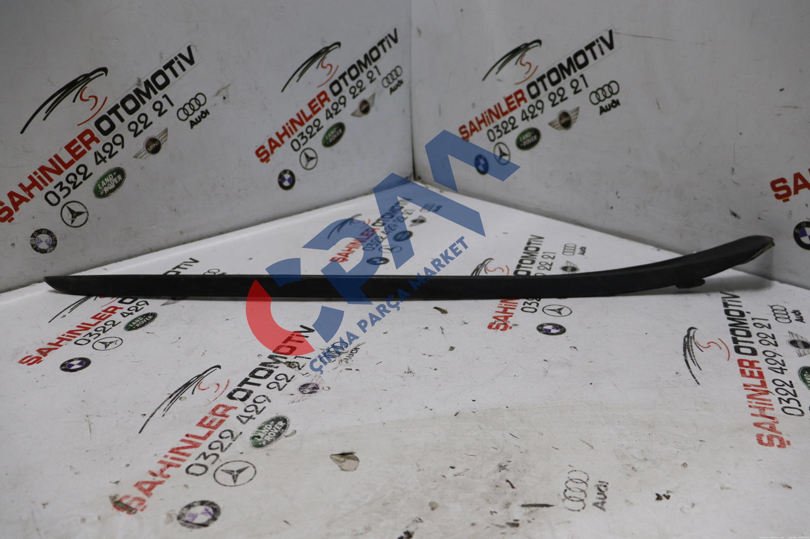 BMW X1 f48 Cam Çıtası 7350610