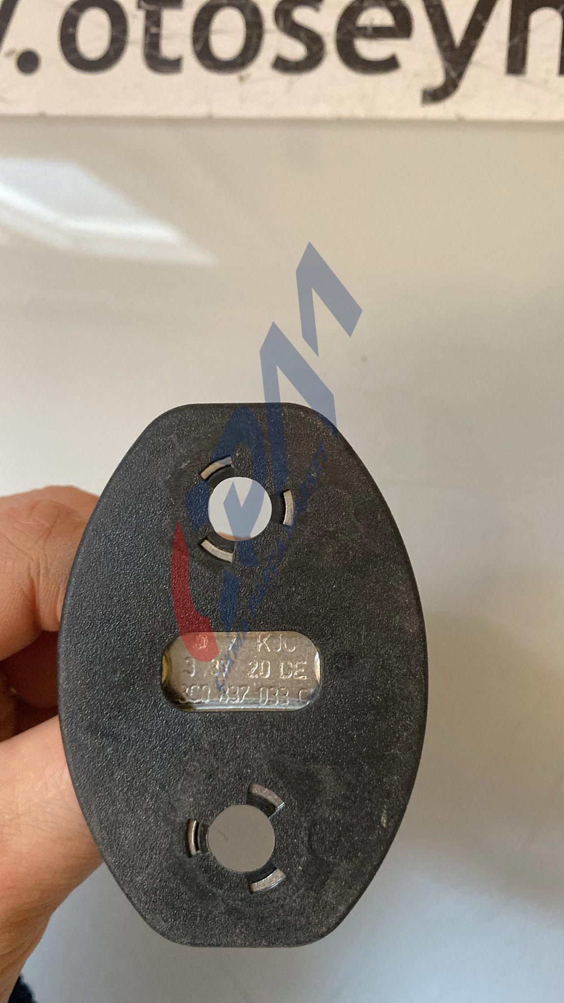 3C0837033C audi a3 2020 sol ön kapı kilit karşılığı