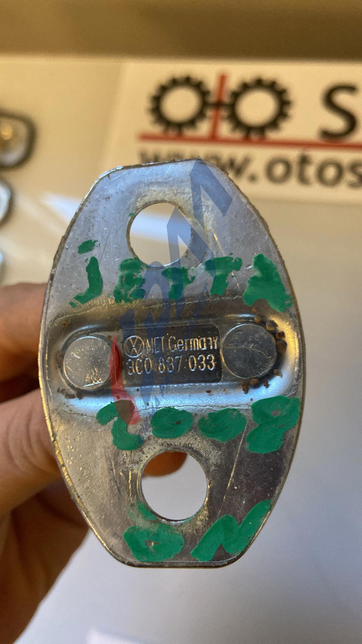 3C0837033 Volkswagen Jetta 2008 ön 2 kapı uyumlu kapı kilit karşılığı