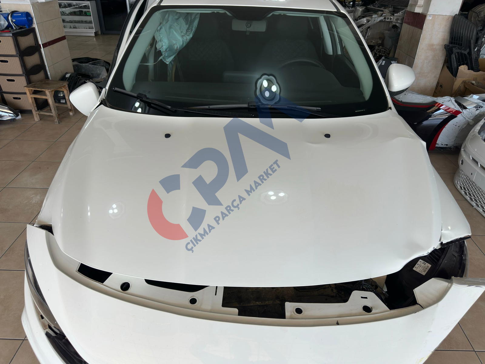 2015 2025 Fiat Egea Beyaz Az Hasarlı Motor Kaputu