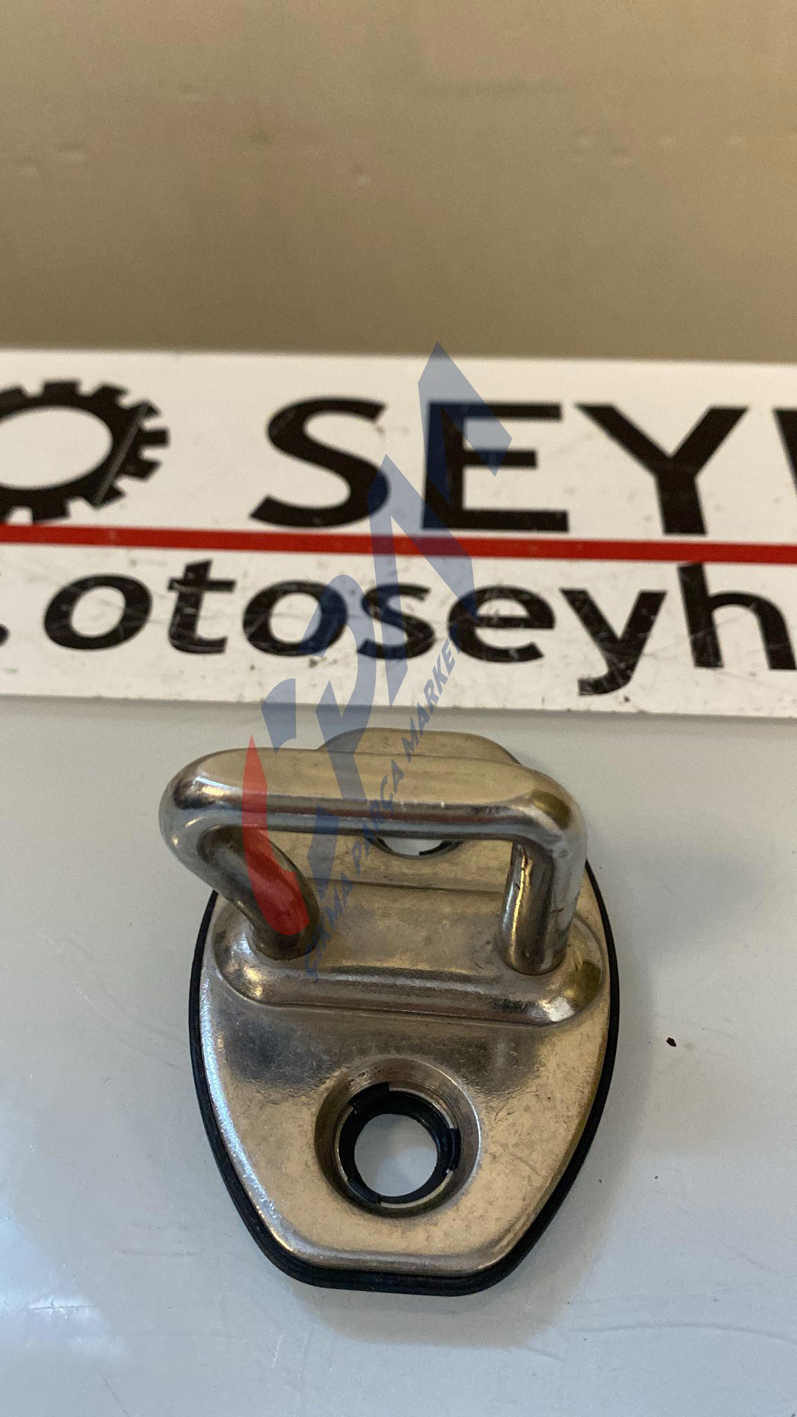 3C0837033B Volkswagen Tiguan 2018 sağ sol ön kapı kilit karşılığı