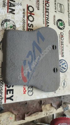 2K0863761B Caddy 2004 2015 arka taban eşya gözü kapağı