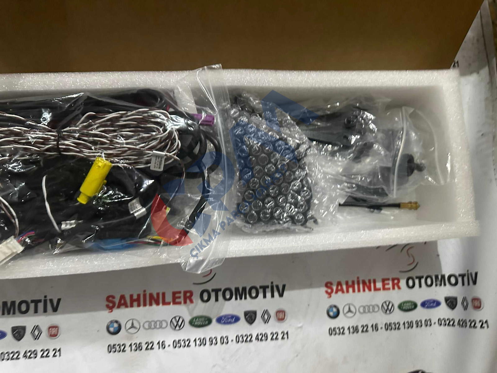 Mercedes C Serisi a205 w205 Bagaj Amortisörü