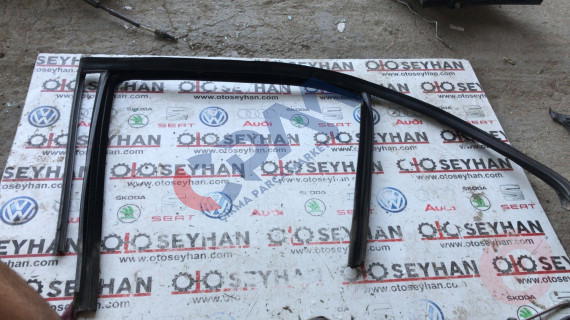 A2047351025 mercedes c180 sol arka kapı cam çerçeve fitili