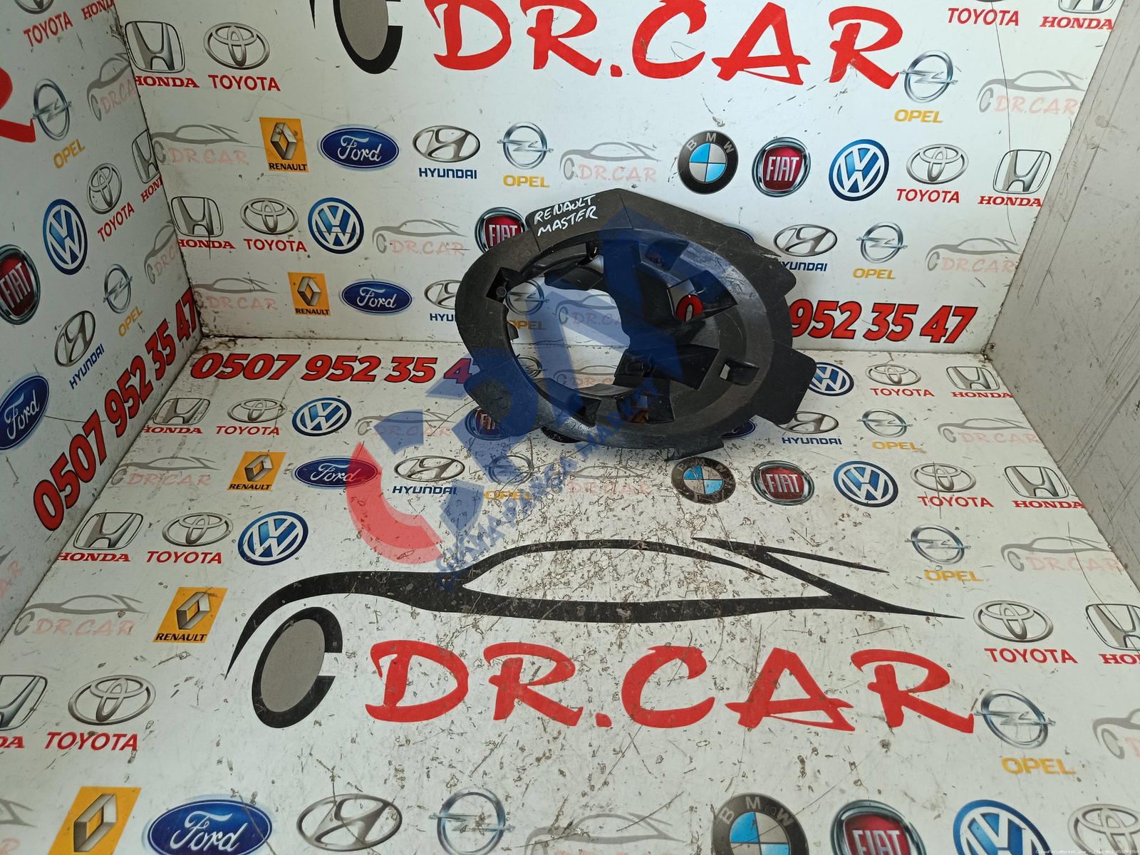 Renault Master Sis Far Yuvası 0001036425