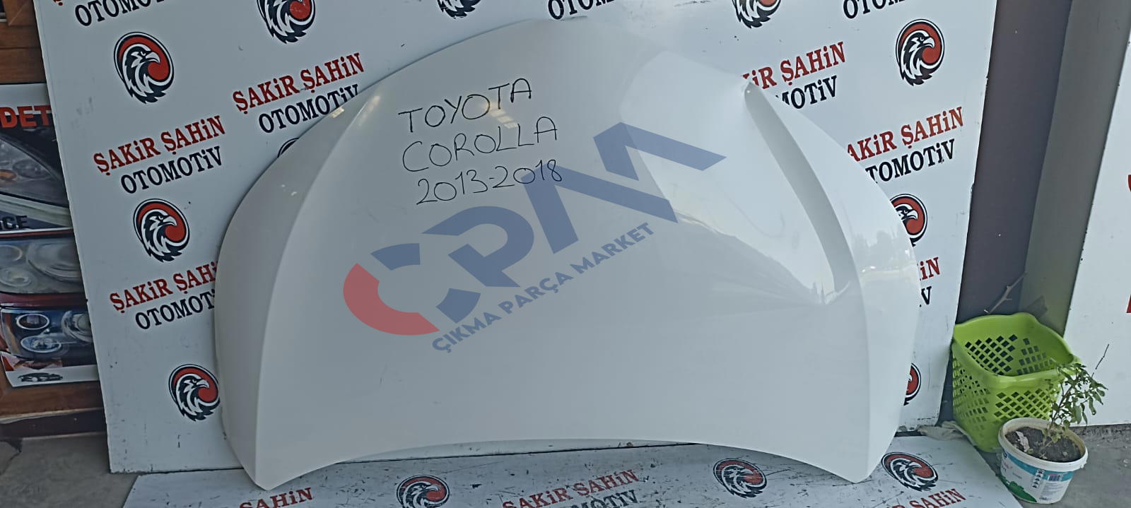 2013 2018 MODEL Toyota Corolla Motor Kaputu