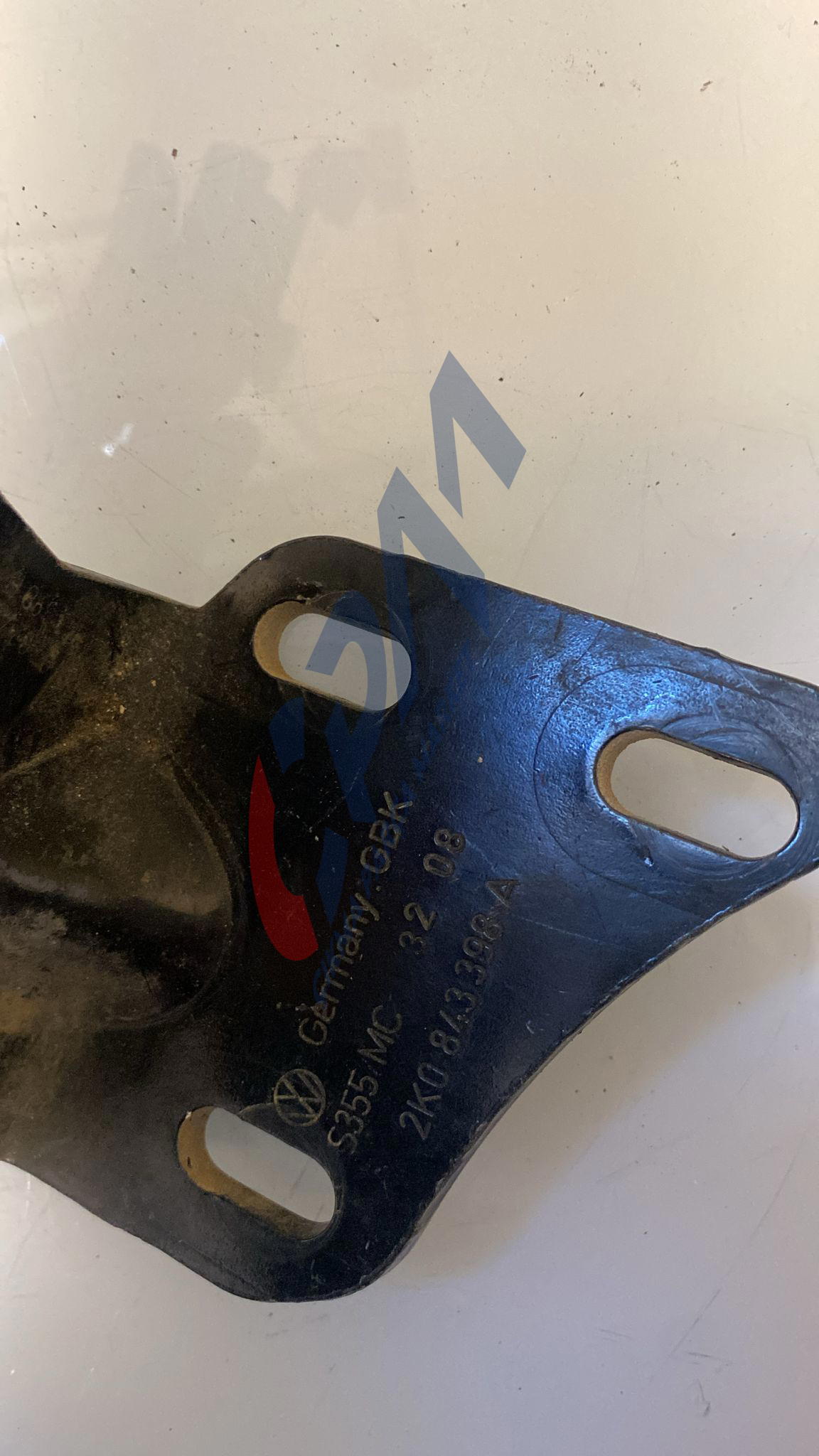 2K0843398A Volkswagen Caddy 2007 sağ alt sürgülü kapı ray makarası