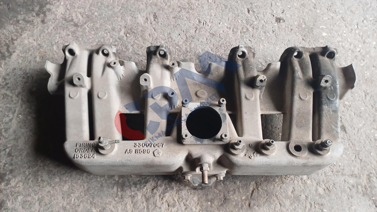 Jeep Cherokee ZJ , YJ Wrangler YJ 4.0L Emme Manifold 33007067