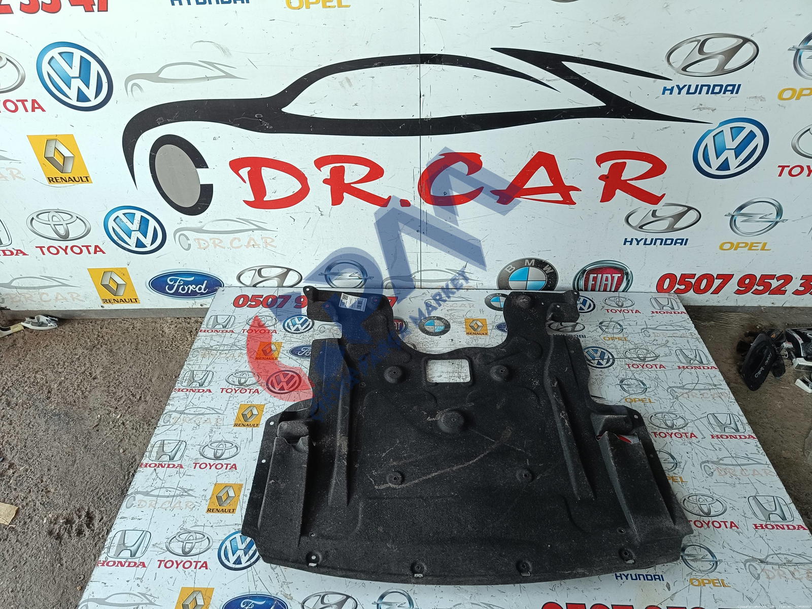 BMW 5 Serisi F10 Motor Alt Muhafaza BA51757185112