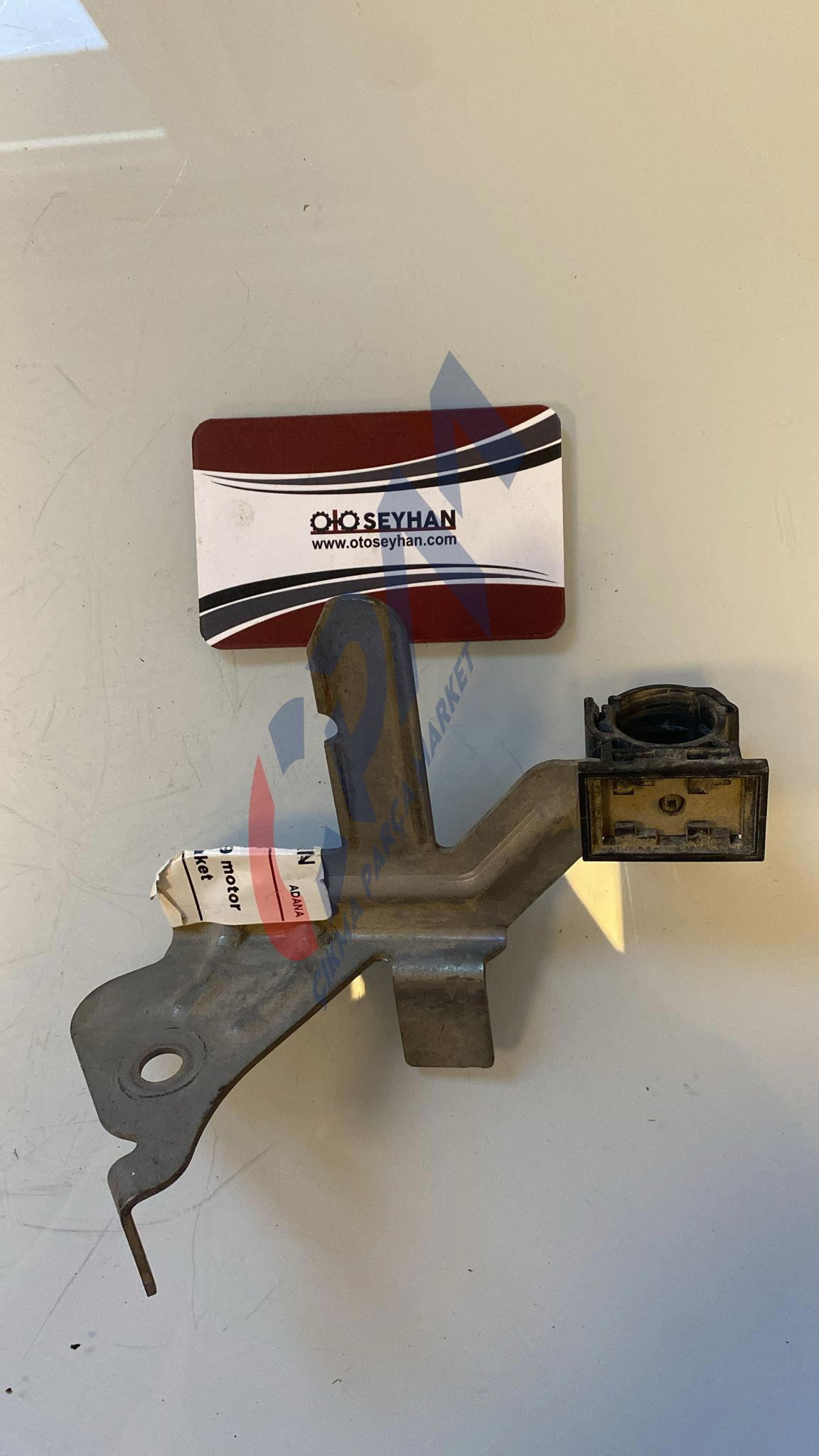 1K0971858AA caddy 2007 1.9 motor tesisatı tutucu braketi